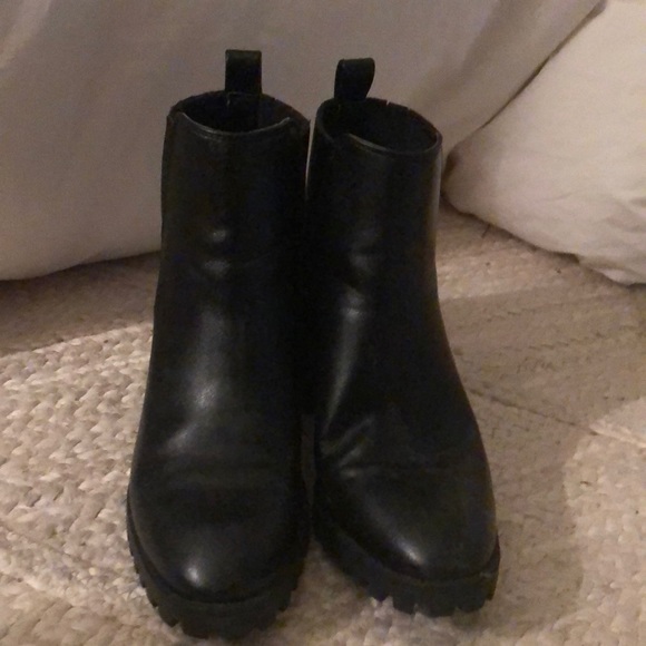 Zara Shoes - Zara black boots